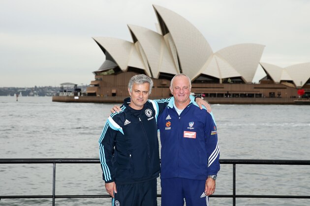 SYDNEY, AUSTRALIA - MAY 31:  Chelsea FC Manager Jose Mourinho (L) and Sydney FC head coach Graham Arnold (R) pose during a photo opportunity after a press conference at the Park Hyatt Hotel on May 31, 2015 in Sydney, Australia.  (Photo by Matt King/Getty Images)