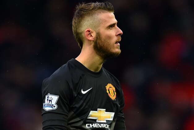 MANCHESTER, ENGLAND - MAY 02:  David De Gea of Manchester United reacts during the Barclays Premier League match between Manchester United and West Bromwich Albion at Old Trafford on May 2, 2015 in Manchester, England.  (Photo by Laurence Griffiths/Getty Images)