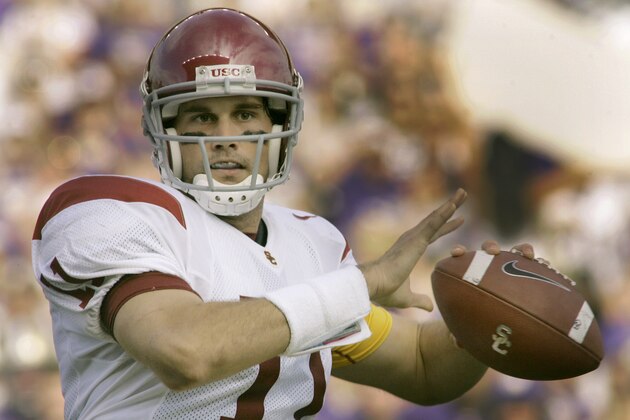 Southern California quarterback Matt Leinart drops back to pass in the first quarter against Washington, Saturday, Oct. 22, 2005, at Husky Stadium in Seattle. (AP Photo/Ted S. Warren)