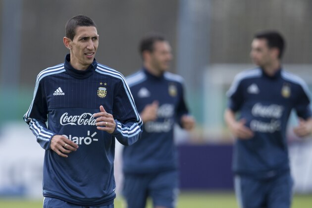 Argentina's Angel Di Maria warms up during a training session in Buenos Aires, Argentina, Monday, June 1, 2015. The Argentina national team members are training for the Copa America soccer tournament which starts in June in neighboring Chile. (AP Photo/Natacha Pisarenko)