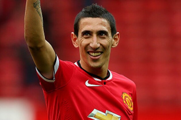 MANCHESTER, ENGLAND - APRIL 04:  Angel di Maria of Manchester United gives a thumbs up to the crowd after the Barclays Premier League match between Manchester United and Aston Villa at Old Trafford on April 4, 2015 in Manchester, England.  (Photo by Alex Livesey/Getty Images)