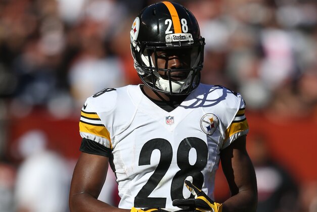 Oct 12, 2014; Cleveland, OH, USA; Pittsburgh Steelers cornerback Cortez Allen (28) against the Cleveland Browns during the fourth quarter at FirstEnergy Stadium. The Browns won 31-10. Mandatory Credit: Ron Schwane-USA TODAY Sports