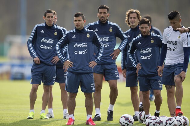 Argentina's players attend a training session in Buenos Aires, Argentina, Monday, June 1, 2015. The Argentina national soccer team members are training for the Copa America which starts in June in neighboring Chile. (AP Photo/Natacha Pisarenko)