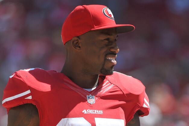 August 24, 2014; Santa Clara, CA, USA; San Francisco 49ers tight end Vernon Davis (85) during the third quarter against the San Diego Chargers at Levi's Stadium. The 49ers defeated the Chargers 21-7. Mandatory Credit: Kyle Terada-USA TODAY Sports