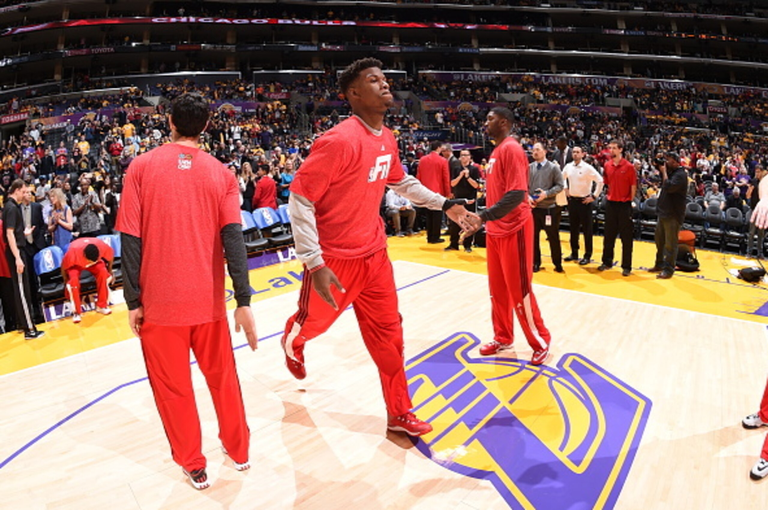 LOS ANGELES, CA - JANUARY 29: Jimmy Butler #21 of the Chicago Bulls gets introduced before a game against the Los Angeles Lakers at STAPLES Center on January 29, 2015 in Los Angeles, California. NOTE TO USER: User expressly acknowledges and agrees that, by downloading and/or using this Photograph, user is consenting to the terms and conditions of the Getty Images License Agreement. Mandatory Copyright Notice: Copyright 2015 NBAE (Photo by Andrew D. Bernstein/NBAE via Getty Images)