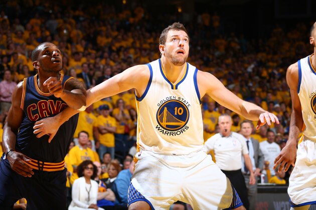 OAKLAND, CA - JUNE 14: David Lee #10 of the Golden State Warriors boxes out James Jones #1 of the Cleveland Cavaliers during Game Five of the 2015 NBA Finals on June 14, 2015 at Oracle Arena in Oakland, California. NOTE TO USER: User expressly acknowledges and agrees that, by downloading and or using this photograph, user is consenting to the terms and conditions of Getty Images License Agreement. Mandatory Copyright Notice: Copyright 2015 NBAE (Photo by Nathaniel S. Butler/NBAE via Getty Images)