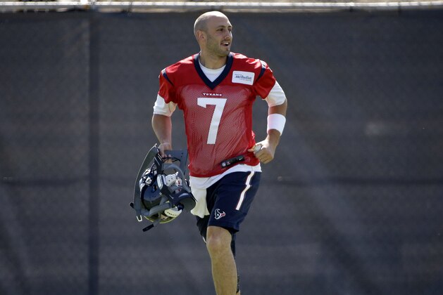 Houston Texans quarterback Brian Hoyer makes his way to  practice Monday, June 1, 2015, in Houston. (AP Photo/David J. Phillip)