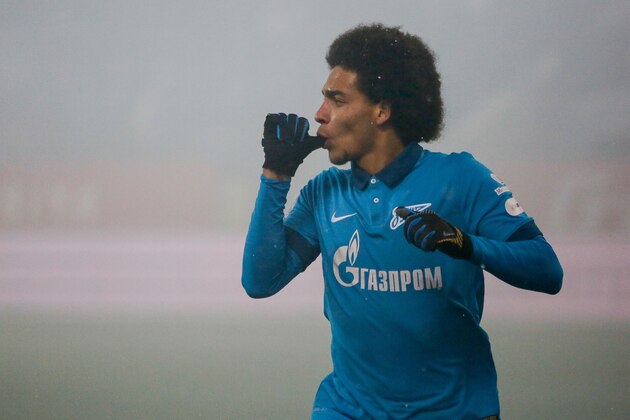 ST. PETERSBURG, RUSSIA - DECEMBER 06: Axel Witsel of FC Zenit St. Petersburg celebrates his goal during the Russian Football League Championship match between FC Zenit St. Petersburg and FC Krasnodar at the Petrovsky stadium on December 6, 2014 in St. Petersburg, Russia. (Photo by Epsilon/Getty Images)