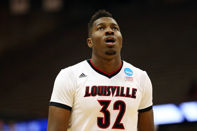 SYRACUSE, NY - MARCH 27:  Chinanu Onuaku #32 of the Louisville Cardinals looks on against the North Carolina State Wolfpack during the East Regional Semifinal of the 2015 NCAA Men's Basketball Tournament at the Carrier Dome on March 27, 2015 in Syracuse, New York.  (Photo by Maddie Meyer/Getty Images)
