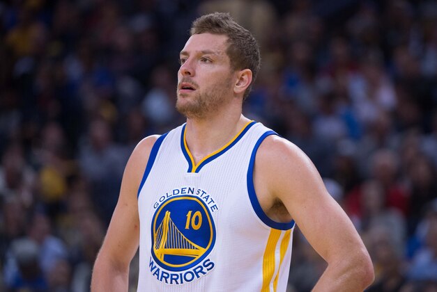 March 16, 2015; Oakland, CA, USA; Golden State Warriors forward David Lee (10) during the second quarter against the Los Angeles Lakers at Oracle Arena. The Warriors defeated the Lakers 108-105. Mandatory Credit: Kyle Terada-USA TODAY Sports