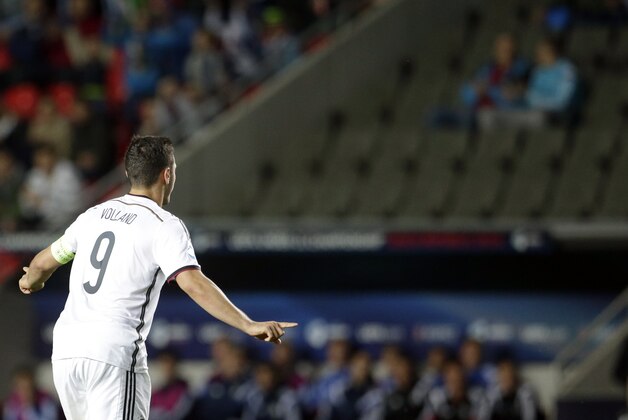 Germany’s Kevin Volland celebrates after scoring a goal during the Euro U21 soccer championship group A match between Germany and Denmark, at the Eden stadium stadium in Prague, Czech Republic, Saturday, June 20, 2015. (AP Photo/Petr David Josek) Germany’s Kevin Volland celebrates after scoring a goal during the Euro U21 soccer championship group A match between Germany and Denmark, at the Eden stadium stadium in Prague, Czech Republic, Saturday, June 20, 2015. (AP Photo/Petr David Josek)
