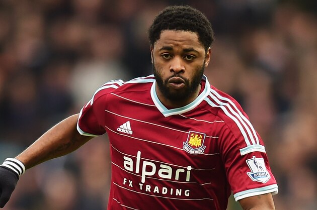 LONDON, ENGLAND - JANUARY 18:  Alex Song of West Ham United in action during the Barclays Premier League match between West Ham United and Hull City at Boleyn Ground on January 18, 2015 in London, England.  (Photo by Jamie McDonald/Getty Images)
