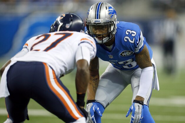 Detroit Lions cornerback Darius Slay (23) lines up against Chicago Bears cornerback Sherrick McManis (27) on a punt during an NFL football game on Thursday, Nov. 27, 2014 in Detroit. The Lions won the game 34-17. (Jeff Haynes/AP Images for Panini)