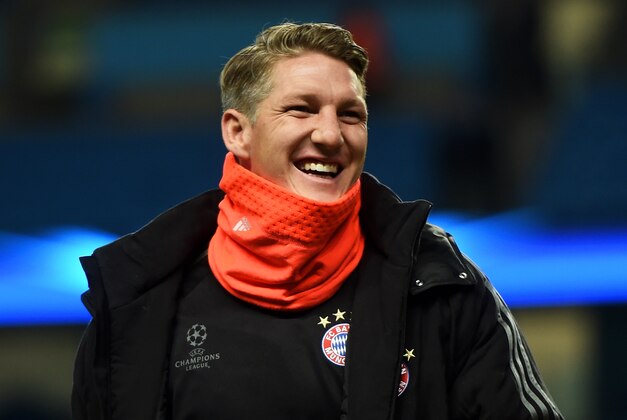 MANCHESTER, ENGLAND - NOVEMBER 25:  Bastian Schweinsteiger of Bayern Muenchen inspects the pitch on arrival at the stadium during the UEFA Champions League Group E match between Manchester City and FC Bayern Muenchen at the Etihad Stadium on November 25, 2014 in Manchester, United Kingdom.  (Photo by Michael Regan/Getty Images)