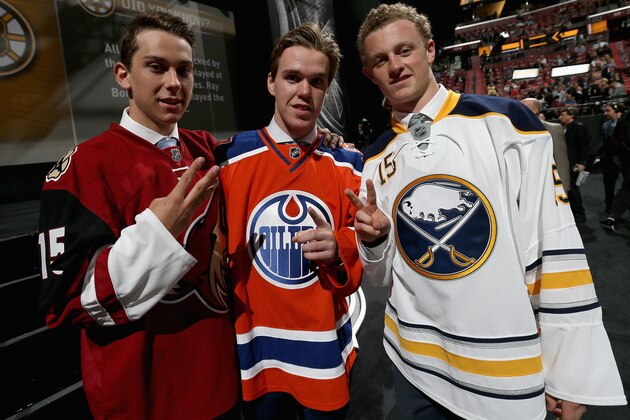 SUNRISE, FL - JUNE 26:  (L-R) Third overall pick Dylan Strome of the the Arizona Coyotes, first overall pick Connor McDavid of the Edmonton Oilers and second overall pick Jack Eichel of the Buffalo Sabres pose together during Round One of the 2015 NHL Draft at BB&T Center on June 26, 2015 in Sunrise, Florida.  (Photo by Dave Sandford/NHLI via Getty Images)