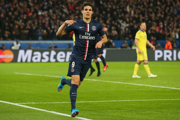 PARIS, FRANCE - FEBRUARY 17:  Edinson Cavani of Paris Saint-Germain celebrates as he scores their first and equalising goal during the UEFA Champions League Round of 16 match between Paris Saint-Germain and Chelsea at Parc des Princes on February 17, 2015 in Paris, France.  (Photo by Alex Livesey/Getty Images)