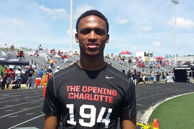 Diondre Overton, a 4-star receiver, has a top five and is still considering life as a two-sport athlete in college.