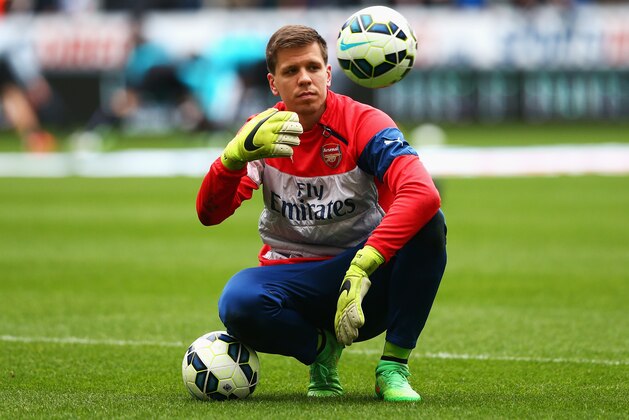 NEWCASTLE UPON TYNE, ENGLAND - MARCH 21: Wojciech Szczesny of Arsenal looks on in the warm up prior to the Barclays Premier League match between Newcastle United and Arsenal at St James' Park on March 21, 2015 in Newcastle upon Tyne, England.  (Photo by Matthew Lewis/Getty Images)