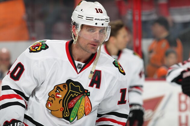 PHILADELPHIA, PA - MARCH 25:  Patrick Sharp #10 of the Chicago Blackhawks warms up prior to his game against the Philadelphia Flyers on March 25, 2015 at the Wells Fargo Center in Philadelphia, Pennsylvania.  (Photo by Len Redkoles/NHLI via Getty Images)