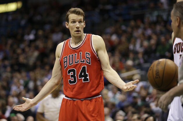 Chicago Bulls' Mike Dunleavy looks to an official during Game 6 of an NBA basketball first-round playoff series against the Milwaukee Bucks Thursday, April 30, 2015, in Milwaukee. Chicago Bulls' Mike Dunleavy looks to an official during Game 6 of an NBA basketball first-round playoff series against the Milwaukee Bucks Thursday, April 30, 2015, in Milwaukee.