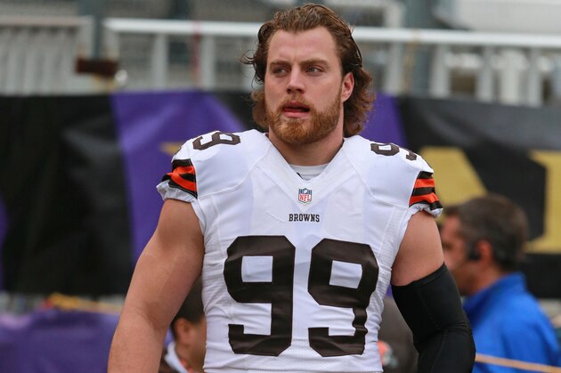 Dec 28, 2014; Baltimore, MD, USA; Cleveland Browns linebacker Paul Kruger (99) before the game against the Baltimore Ravens at M&T Bank Stadium. Mandatory Credit: Mitch Stringer-USA TODAY Sports
