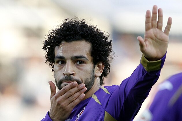 Fiorentina's Mohamed Salah waves during a Serie A soccer match between Fiorentina and Parma at the Artemio Franchi stadium in Florence, Italy, Monday, May 18, 2015. (AP Photo/Fabrizio Giovannozzi) Fiorentina's Mohamed Salah waves during a Serie A soccer match between Fiorentina and Parma at the Artemio Franchi stadium in Florence, Italy, Monday, May 18, 2015. (AP Photo/Fabrizio Giovannozzi)