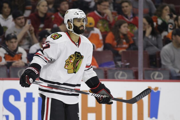 Chicago Blackhawks' Johnny Oduya in action during an NHL hockey game against the Philadelphia Flyers, Wednesday, March 25, 2015, in Philadelphia. (AP Photo/Matt Slocum)