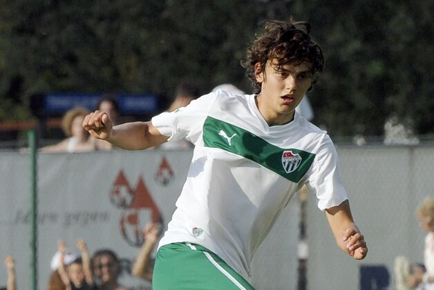 BRUNECK, ITALY - JULY 21:  Enes Unal of Bursaspor Kulubu in action during the pre-season friendly match between AS Roma and Bursaspor Kulubu on July 21, 2013 in Bruneck, Italy.  (Photo by Claudio Villa/Getty Images)