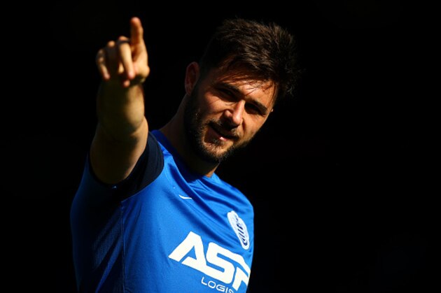 LONDON, ENGLAND - MAY 16: Charlie Austin of QPR gestures during the Barclays Premier League match between Queens Park Rangers and Newcastle United at Loftus Road on May 16, 2015 in London, England.  (Photo by Clive Rose/Getty Images)