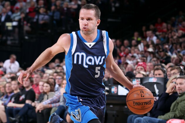 PORTLAND, OR - MARCH 5: J.J. Barea #5 of the Dallas Mavericks drives against the Portland Trail Blazers on March 5, 2015 at the Moda Center in Portland, Oregon. NOTE TO USER: User expressly acknowledges and agrees that, by downloading and or using this Photograph, user is consenting to the terms and conditions of the Getty Images License Agreement. Mandatory Copyright Notice: Copyright 2015 NBAE (Photo by Sam Forencich/NBAE via Getty Images) PORTLAND, OR - MARCH 5: J.J. Barea #5 of the Dallas Mavericks drives against the Portland Trail Blazers on March 5, 2015 at the Moda Center in Portland, Oregon. NOTE TO USER: User expressly acknowledges and agrees that, by downloading and or using this Photograph, user is consenting to the terms and conditions of the Getty Images License Agreement. Mandatory Copyright Notice: Copyright 2015 NBAE (Photo by Sam Forencich/NBAE via Getty Images)