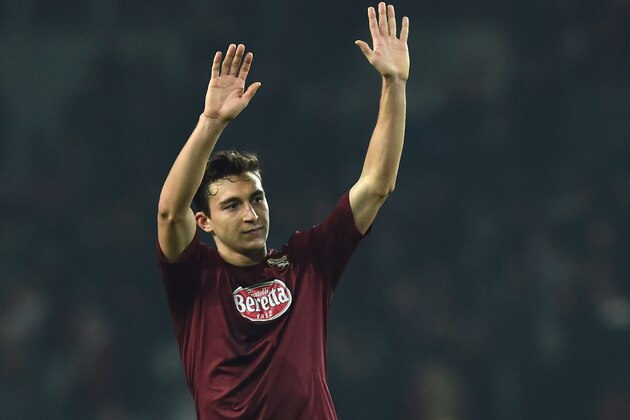 TURIN, ITALY - FEBRUARY 19:  Matteo Darmian of Torino FC salutes the fans at the end of the UEFA Europa League Round of 32 match between Torino FC and Athletic Club on February 19, 2015 in Turin, Italy.  (Photo by Valerio Pennicino/Getty Images)