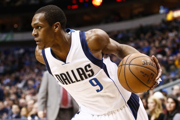 Dallas Mavericks guard Rajon Rondo (9) drives the ball during the second half an NBA basketball game against the Charlotte Hornets, Sunday, Feb. 22, 2015, in Dallas. The Mavericks won 92-81. (AP Photo/Jim Cowsert)