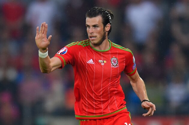 CARDIFF, WALES - JUNE 12:  Wales player Gareth Bale in action during the UEFA EURO Group B 2016 Qualifier between Wales and Belguim at Cardiff City stadium on June 12, 2015 in Cardiff, United Kingdom.  (Photo by Stu Forster/Getty Images)