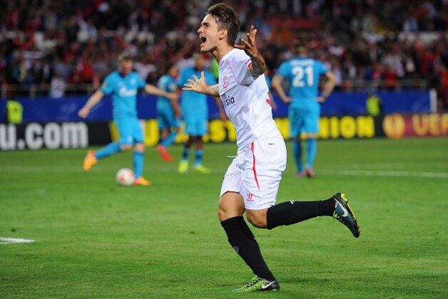 SEVILLE, SPAIN - APRIL 16:  Denis Suarez of Sevilla celebrates as he scores their second goal during the UEFA Europa League Quarter Final first leg match between FC Sevilla and FC Zenit at Estadio Ramon Sanchez Pizjuan on April 16, 2015 in Seville, Spain.  (Photo by Denis Doyle/Getty Images)