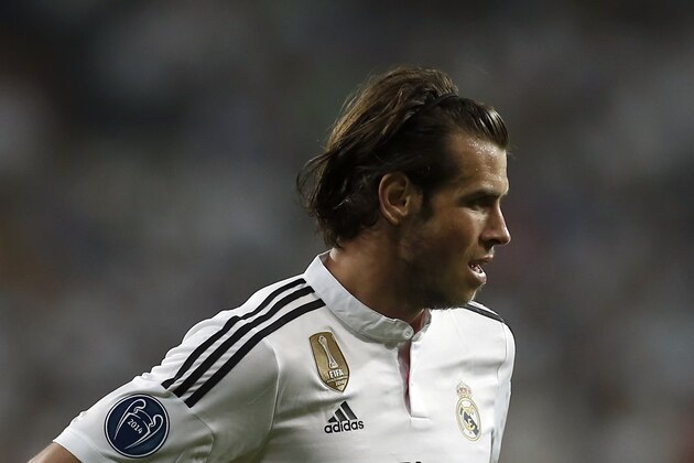 Real Madrid's Gareth Bale reacts  during the Champions League second leg semifinal soccer match between Real Madrid and Juventus, at the Santiago Bernabeu stadium in Madrid, Wednesday, May 13, 2015. (AP Photo/Andres Kudacki)