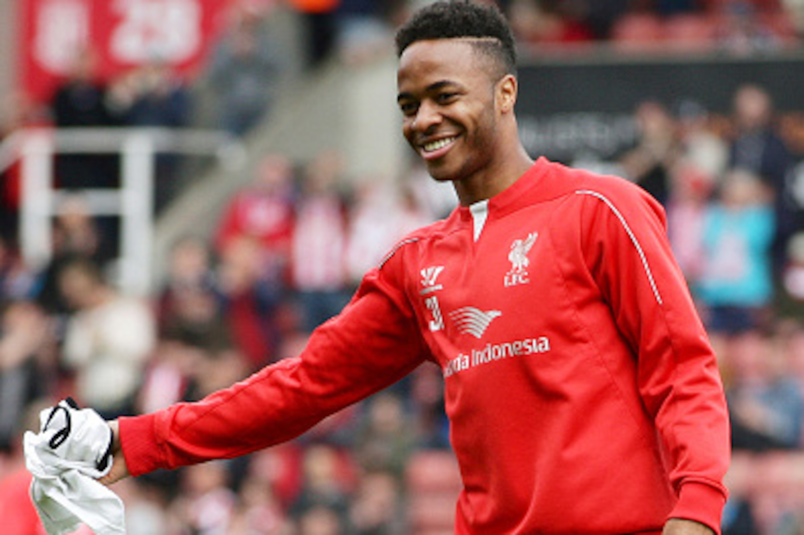 STOKE ON TRENT, ENGLAND - MAY 24:  Raheem Sterling of Liverpool warms up prior to the Barclays Premier League match between Stoke City and Liverpool at Britannia Stadium on May 24, 2015 in Stoke on Trent, England.  (Photo by Dave Thompson/Getty Images)