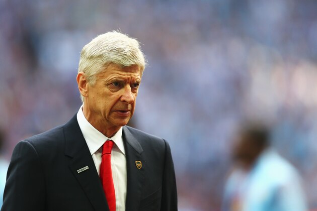LONDON, ENGLAND - MAY 30:  Arsene Wenger manager of Arsenal looks on prior to during the FA Cup Final between Aston Villa and Arsenal at Wembley Stadium on May 30, 2015 in London, England.  (Photo by Paul Gilham/Getty Images)
