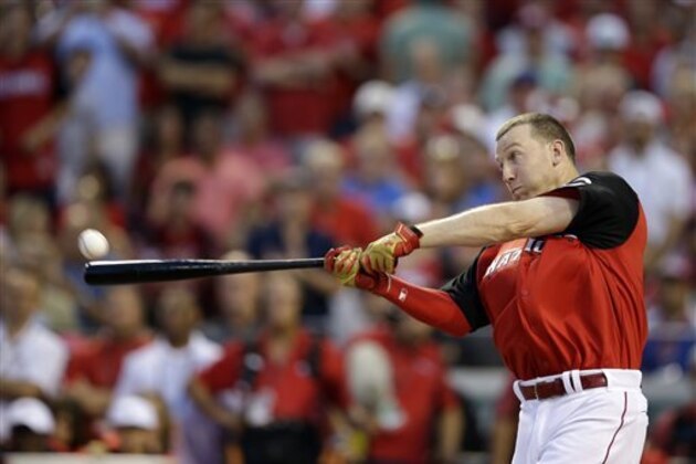 National League’s Todd Frazier, of the Cincinnati Reds, hits during the MLB All-Star baseball Home Run Derby, Monday, July 13, 2015, in Cincinnati. (AP Photo/John Minchillo)