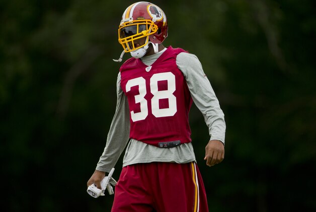 Washington Redskins Dashon Goldson  takes part in drills during NFL football minicamp at Redskins Park Wednesday, June 17, 2015 in Ashburn, Va. (AP Photo/Pablo Martinez Monsivais)