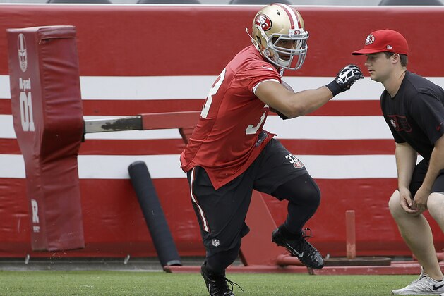 San Francisco 49ers running back Jarryd Hayne runs a drill during an NFL football mini-camp in Santa Clara, Calif., Tuesday, June 9, 2015. Hayne is a former Australian League rugby player. (AP Photo/Jeff Chiu)