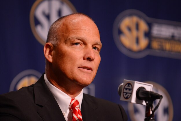 Jul 16, 2015; Hoover, AL, USA; Georgia Bulldogs coach Mark Richt talks to reporters during SEC media days at the Wynfrey Hotel. Mandatory Credit: Kelly Lambert-USA TODAY Sports Jul 16, 2015; Hoover, AL, USA; Georgia Bulldogs coach Mark Richt talks to reporters during SEC media days at the Wynfrey Hotel. Mandatory Credit: Kelly Lambert-USA TODAY Sports