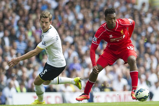 Tottenham Hotspur's Jan Vertonghen, left, vies for the ball with Liverpool's Daniel Sturridge, during their English Premier League soccer match at White Hart Lane, London, Sunday, Aug. 31, 2014 (AP Photo/Bogdan Maran)