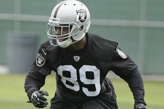 Oakland Raiders wide receiver Amari Cooper goes out for a pass during mini camp at an NFL football facility Wednesday, June 10, 2015, in Alameda, Calif. (AP Photo/Eric Risberg)