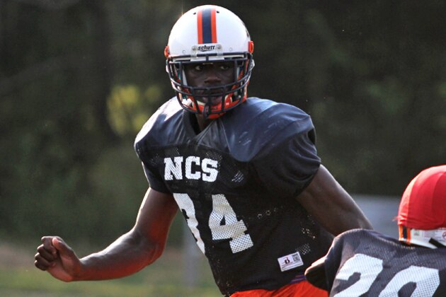 Daniel Bituli committed to Tennessee this past weekend.