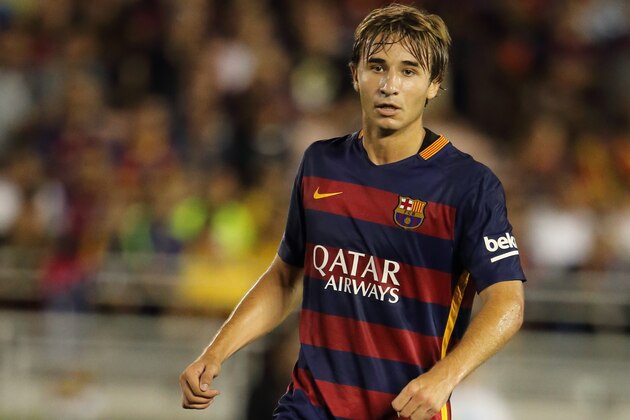PASADENA, UNITED STATES - JULY 21: Sergi Samper of FC Barcelona during the International Champions Cup 2015 match between FC Barcelona and Los Angeles Galaxy at Rose Bowl on July 21, 2015 in Pasadena, California. (Photo by Matthew Ashton - AMA/Getty Images) PASADENA, UNITED STATES - JULY 21: Sergi Samper of FC Barcelona during the International Champions Cup 2015 match between FC Barcelona and Los Angeles Galaxy at Rose Bowl on July 21, 2015 in Pasadena, California. (Photo by Matthew Ashton - AMA/Getty Images)