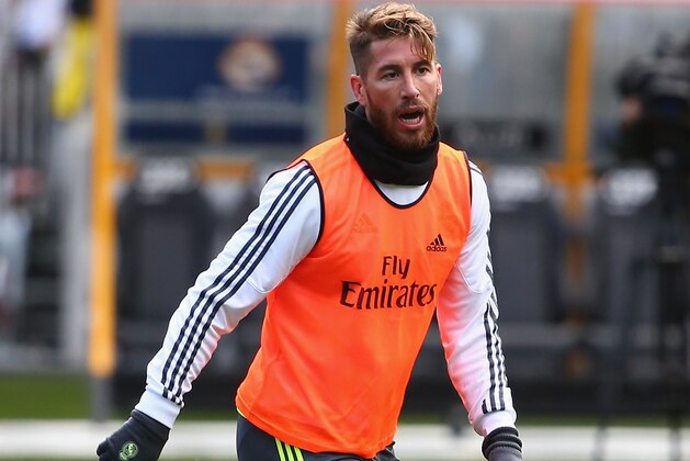 MELBOURNE, AUSTRALIA - JULY 17: Sergio Ramos of Real Madrid controls the ball during a Real Madrid training session at Melbourne Cricket Ground on July 17, 2015 in Melbourne, Australia.  (Photo by Robert Cianflone/Getty Images for International Champions Cup Australia)