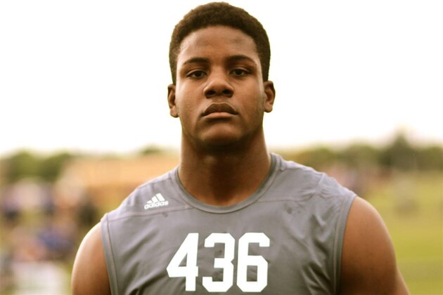 2016 4-Star DE Xavier Kelly will announce his commitment Friday.