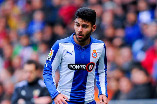 BARCELONA, SPAIN - MARCH 14:  Ruben Duarte of RCD Espanyol runs with the ball during the La Liga match between RCD Espanyol and Club Atletico de Madrid at Power 8 Stadium on March 14, 2015 in Barcelona, Spain.  (Photo by David Ramos/Getty Images)