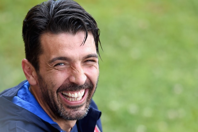 FLORENCE, ITALY - JUNE 10:  Gianluigi Buffon smiles before an Italy training session at Coverciano on June 10, 2015 in Florence, Italy.  (Photo by Claudio Villa/Getty Images)