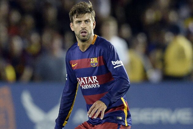 PASADENA, CA - JULY 21: Defender Gerard Pique #3 of FC Barcelona during the second half against the Los Angeles Galaxy in the International Champions Cup at the Rose Bowl July 21, 2015 in Pasadena, California. (Photo by Kevork Djansezian/Getty Images)